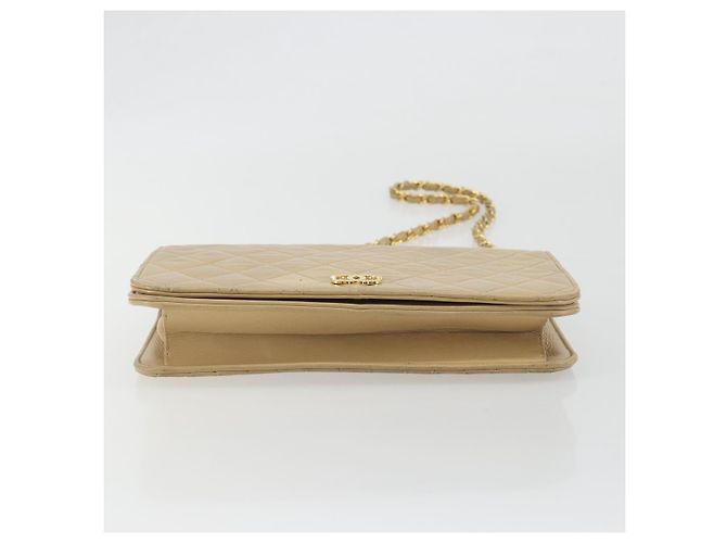 CHANEL Bolso de hombro Matelassé con cadena en piel de cordero beige y CC dorado - vista 9