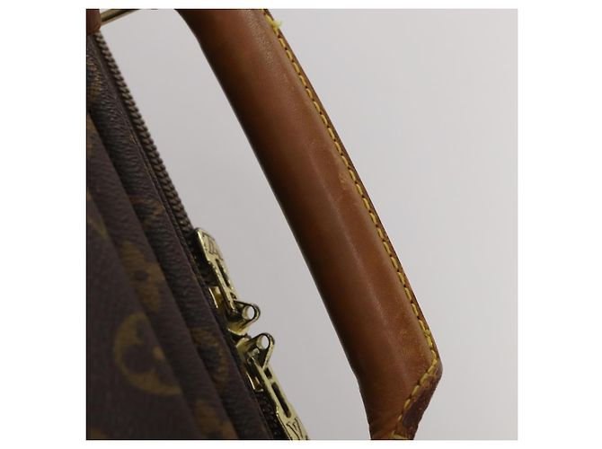 LOUIS VUITTON Sac Boston Monogram Satellite 65 M23352 LV - vue 14