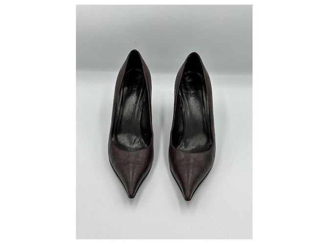 Gucci Escarpins en cuir embossé monogramme GG Marron - vue 4