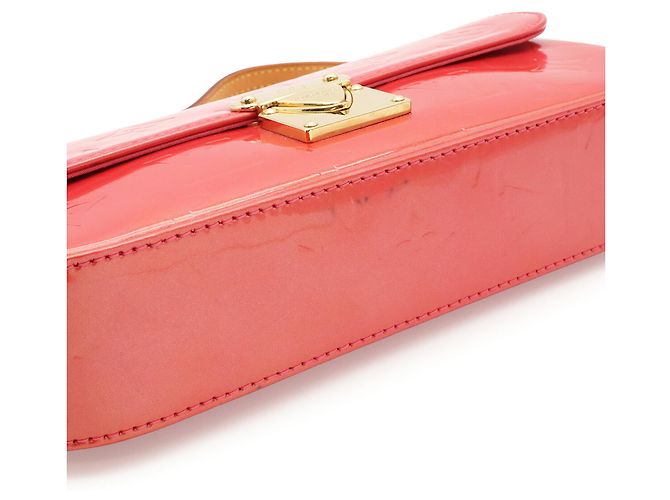 Borsa Pochette Louis Vuitton Monogram Vernis Malibu Street in Framboise Rosa - vista 6