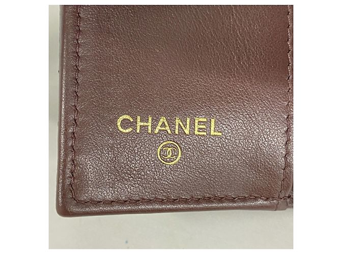 Portafoglio tri-fold Chanel in nero - vista 4
