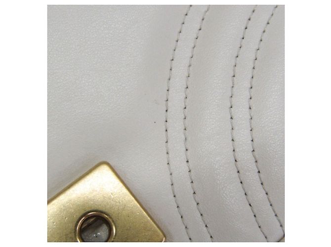 Borsa a tracolla con catena Gucci GG Marmont Bianco - vista 17