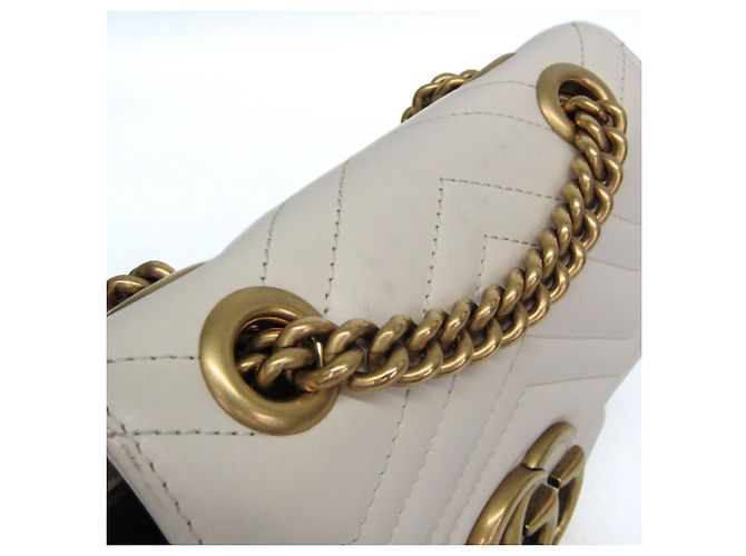 Borsa a tracolla con catena Gucci GG Marmont Bianco - vista 8