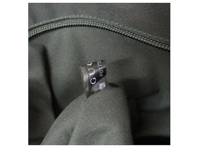 Borsetta in pelle da uomo Gucci GG embossed Nero - vista 20