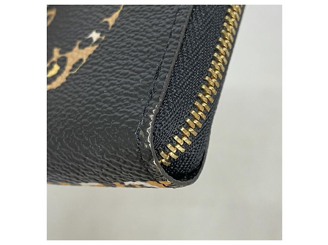 Monedero Zippy Louis Vuitton Monogram Jungle Negro Amarillo - vista 5