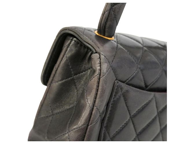 Borsa Chanel in pelle d'agnello matelassé nera Nero - vista 6