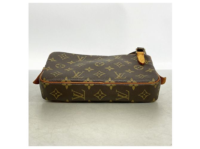 Louis Vuitton Monogram Pochette Marly Bandoulière Shoulder Bag Marrone - vista 3