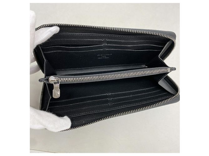 Louis Vuitton Monogram Eclipse Zippy Wallet Black - view 3
