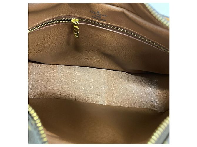Borsa a tracolla Louis Vuitton Monogram Boulogne 30 Marrone - vista 4