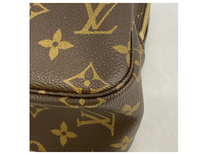 Astuccio Louis Vuitton Monogram Toilette 28 Marrone - vista 6