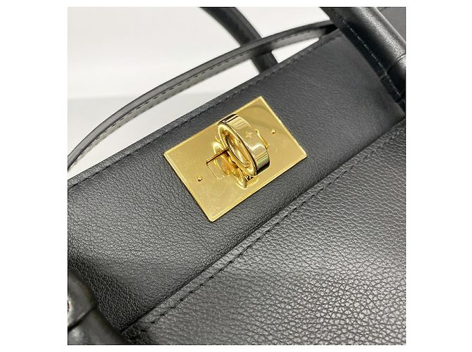 Borsa Louis Vuitton On My Side MM in Noir Nero - vista 10