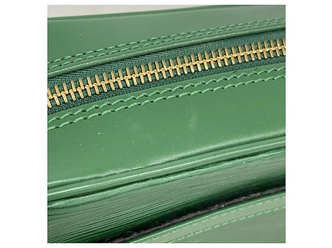 Borsa a tracolla Louis Vuitton Epi Trocadero 24 - vista 10