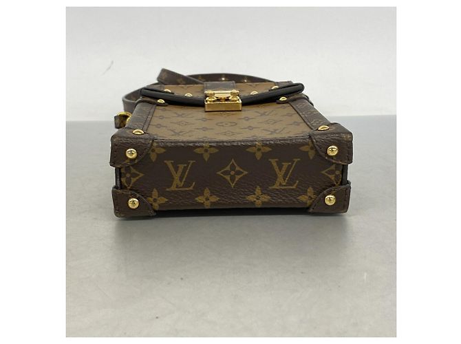 Borsa a tracolla Louis Vuitton Monogram Reverse Pochette Trunk Vertical Marrone - vista 3