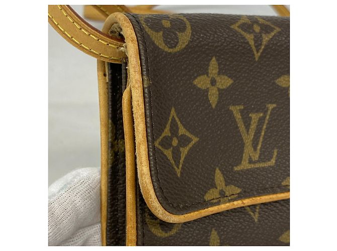 Borsa a tracolla Louis Vuitton Monogram Pochette Twin PM Marrone - vista 6