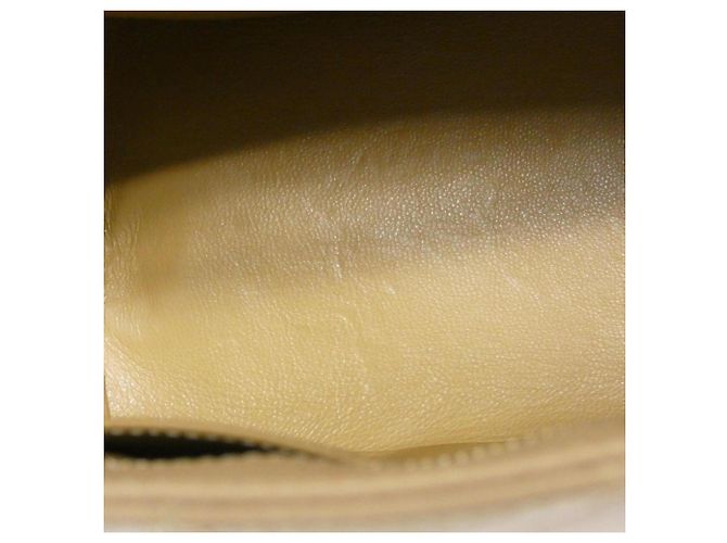 Borsa Chanel 1804 Beige in pelle di vitello grana grossa - vista 8