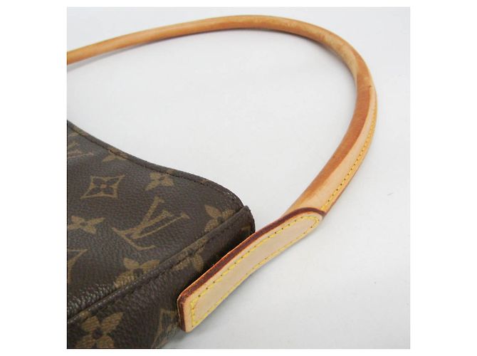 Borsa a tracolla Louis Vuitton Monogram Looping GM Marrone - vista 7