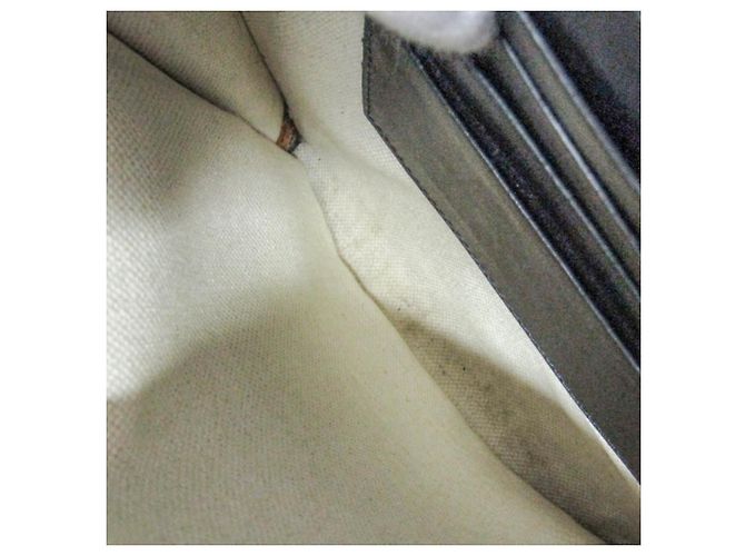 Borsa a tracolla Gucci GG Embossed 625782 Nero - vista 14