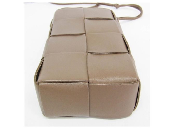 Borsa a tracolla piccola Bottega Veneta Intrecciato Cassette Marrone - vista 6