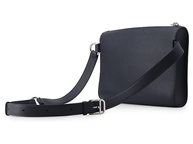 Hermès Volotto Blue Navy in pelle Evergrain, clutch e borsa a tracolla Blu navy - vista 2
