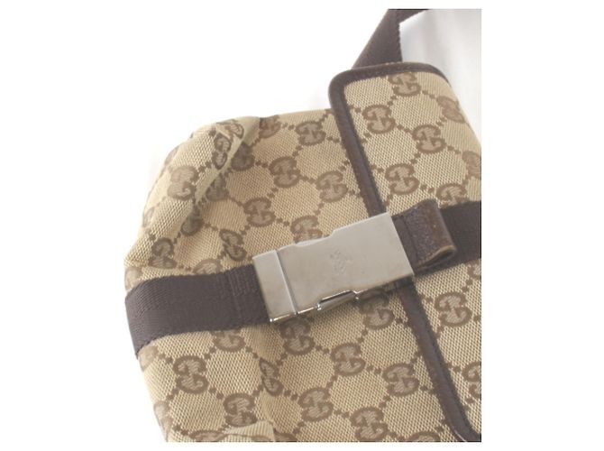 Mini borsa a vita Gucci in beige - vista 13