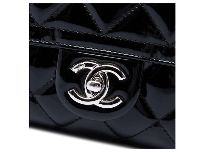 Chanel Black Small Quilted Patent Coco Shine Flap Nero - vista 5
