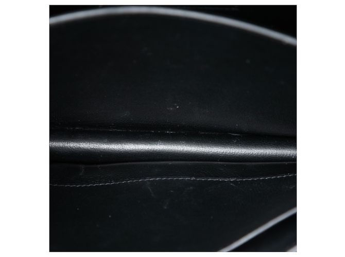 Borsa Saint Laurent Monogram Cassandra con chiusura in pelle di vitello liscia nera Nero - vista 4
