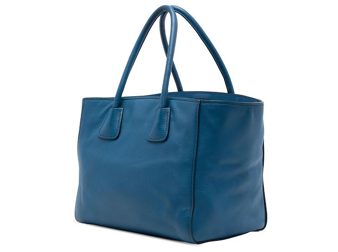Tote Shopping Bag Prada in pelle di vitello morbida blu con tasca frontale - vista 2
