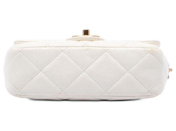 Chanel White Mini Quilted Lambskin Pearl My Perfect Single Flap Bianco - vista 3