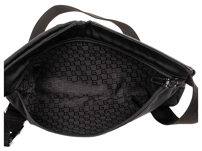 Borsello da cintura Gucci in nylon nero con doppia tasca - vista 4