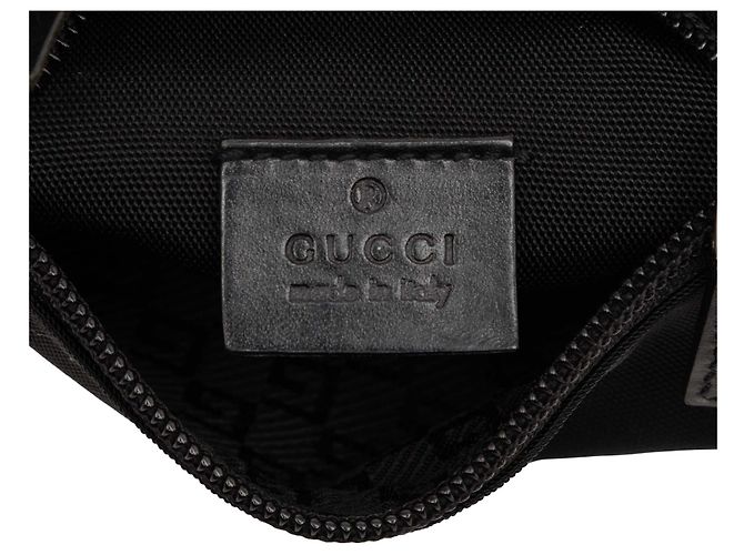 Borsello da cintura Gucci in nylon nero con doppia tasca - vista 5