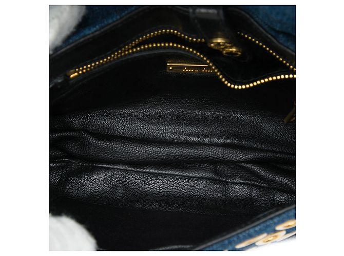 Borsa crossbody biker Miu Miu in denim blu con occhielli e cristalli - vista 4