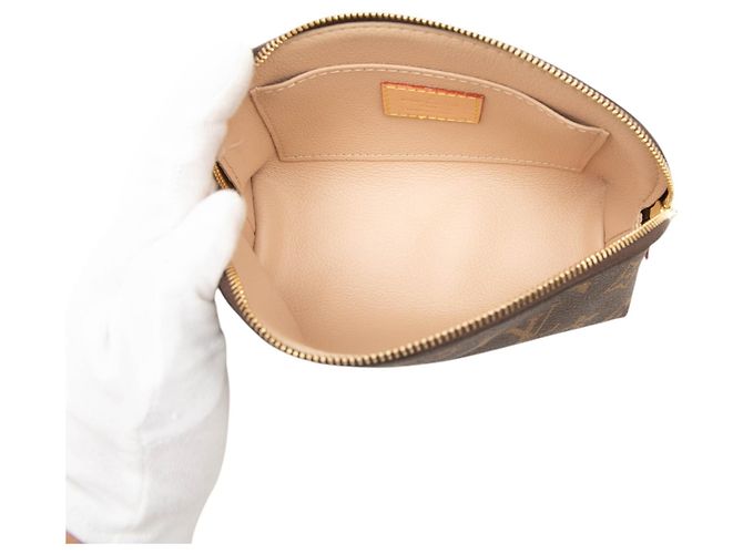 Necessaire Louis Vuitton Brown Monogram PM Marrone - vista 4