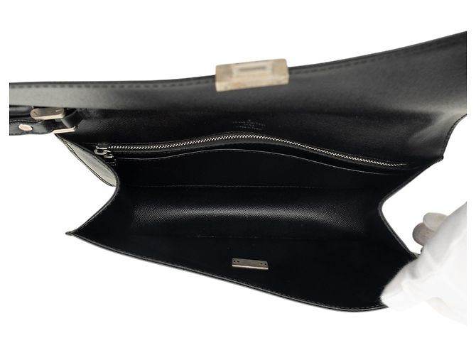 Louis Vuitton Black Taiga Selenga Nero - vista 4