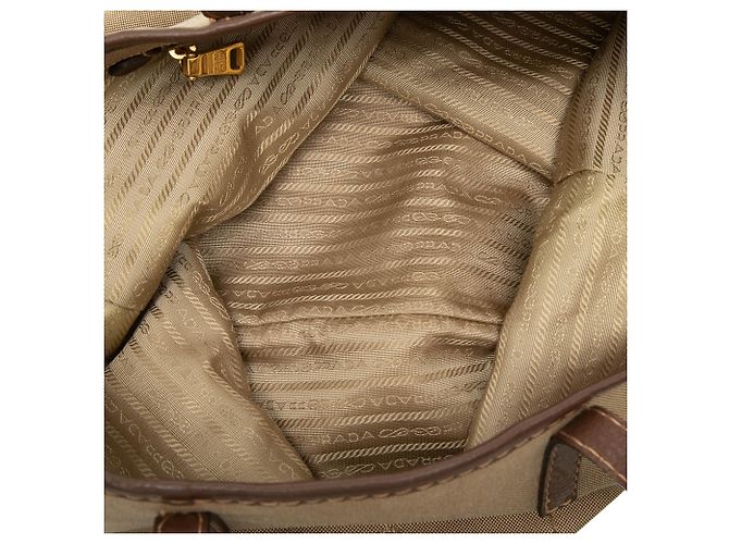 Tote Sacola Prada em lona Canapa marrom com logo - vista 4