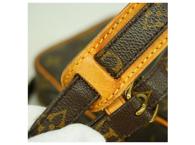 Bolso de hombro Louis Vuitton Monogram Amazon Castaño - vista 10