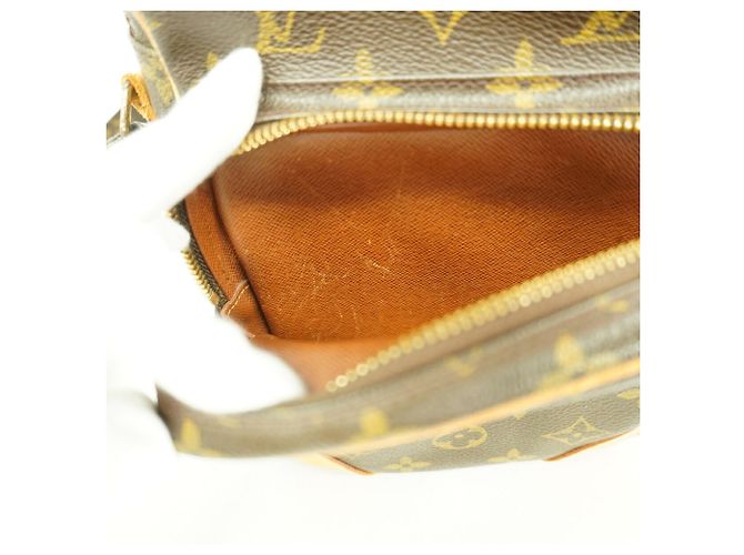 Bolso de hombro Louis Vuitton Monogram Amazon Castaño - vista 11
