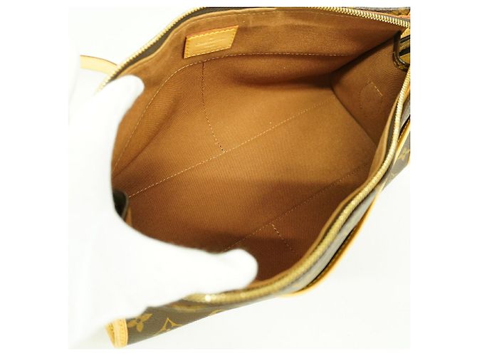 Louis Vuitton Monogram Popincourt Long Shoulder Bag Brown - view 4