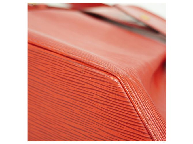 Louis Vuitton Epi Sac Depaule PM Shoulder Bag Rosso - vista 9