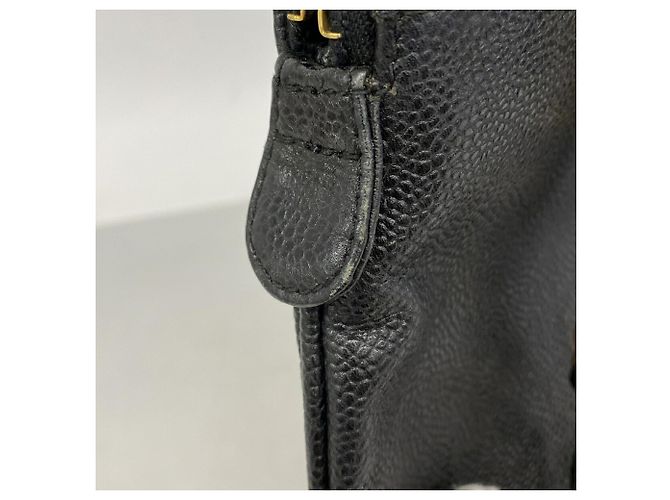 Borsa a tracolla Chanel Triple Coco in pelle caviar Nero - vista 11
