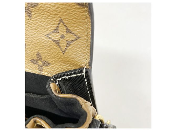 Louis Vuitton Shiny Epi Monogram Reverse Pochette Metis MINI Nero - vista 6