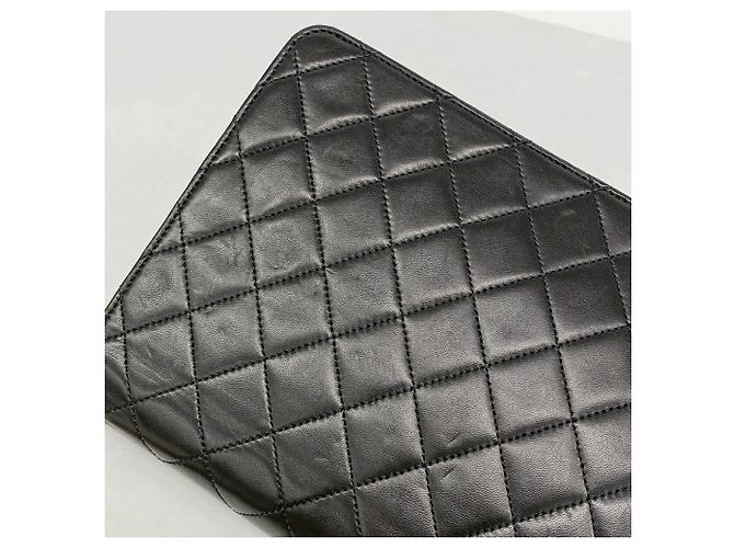 Borsa a tracolla Chanel Matelassé con catena Nero - vista 8