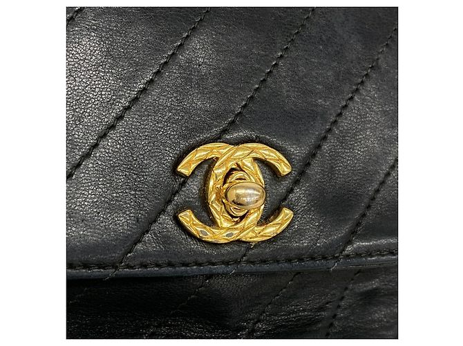 Borsa a tracolla Chanel in pelle d'agnello nera Nero - vista 11