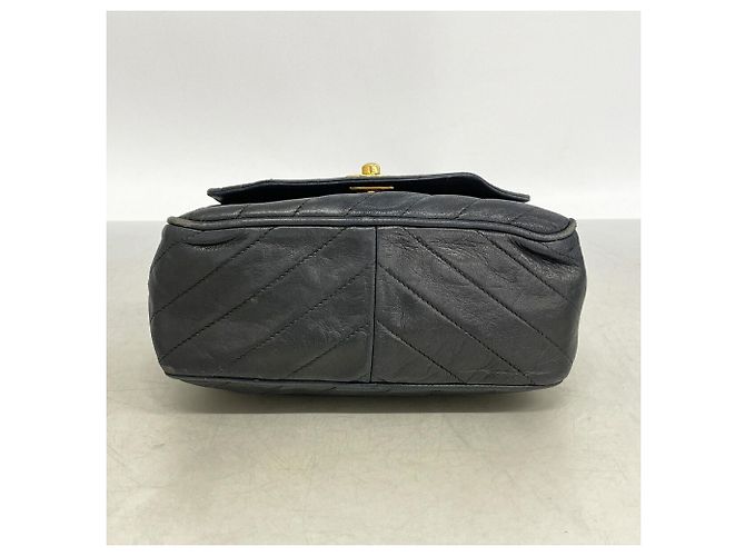 Borsa a tracolla Chanel in pelle d'agnello nera Nero - vista 3