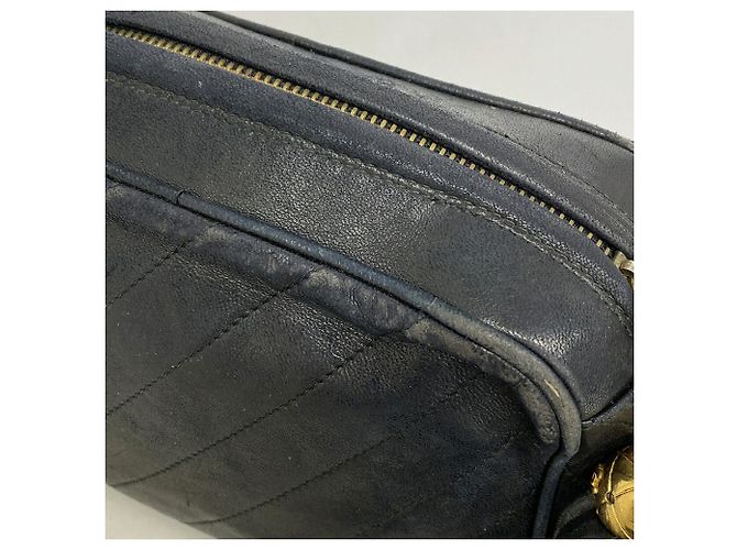 Borsa a tracolla Chanel in pelle d'agnello nera Nero - vista 6
