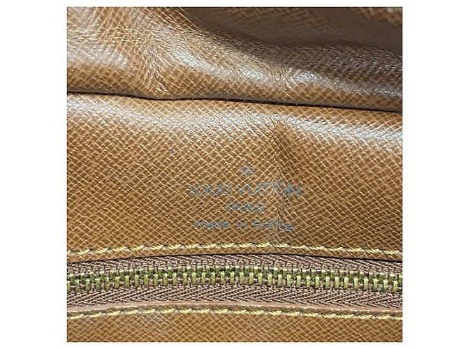 Borsa a tracolla Louis Vuitton Monogram Boulogne 30 Marrone - vista 5