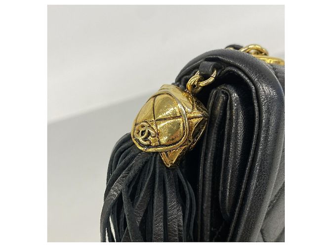 Chanel Matelassé Shoulder Bag Black - view 10