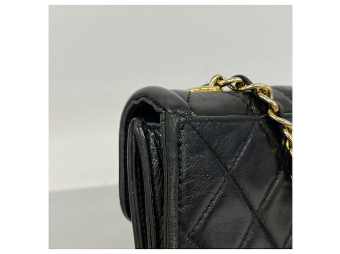 Chanel Matelassé Shoulder Bag Black - view 7