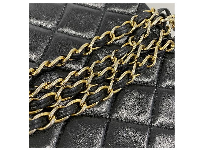 Chanel Matelassé Shoulder Bag Black - view 9