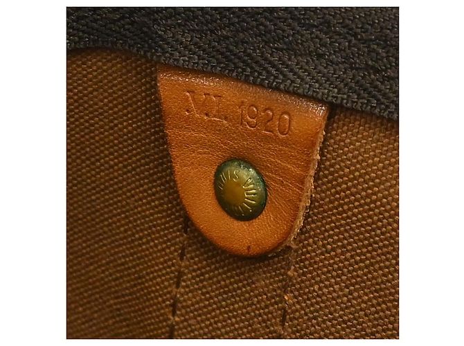 Louis Vuitton Keepall Bandoulière Monogram 50 Marrom - vista 4