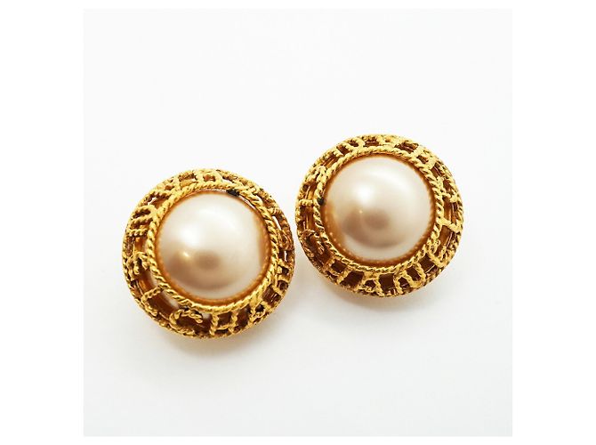 Orecchini a clip Chanel dorati con perla sintetica D'oro - vista 7